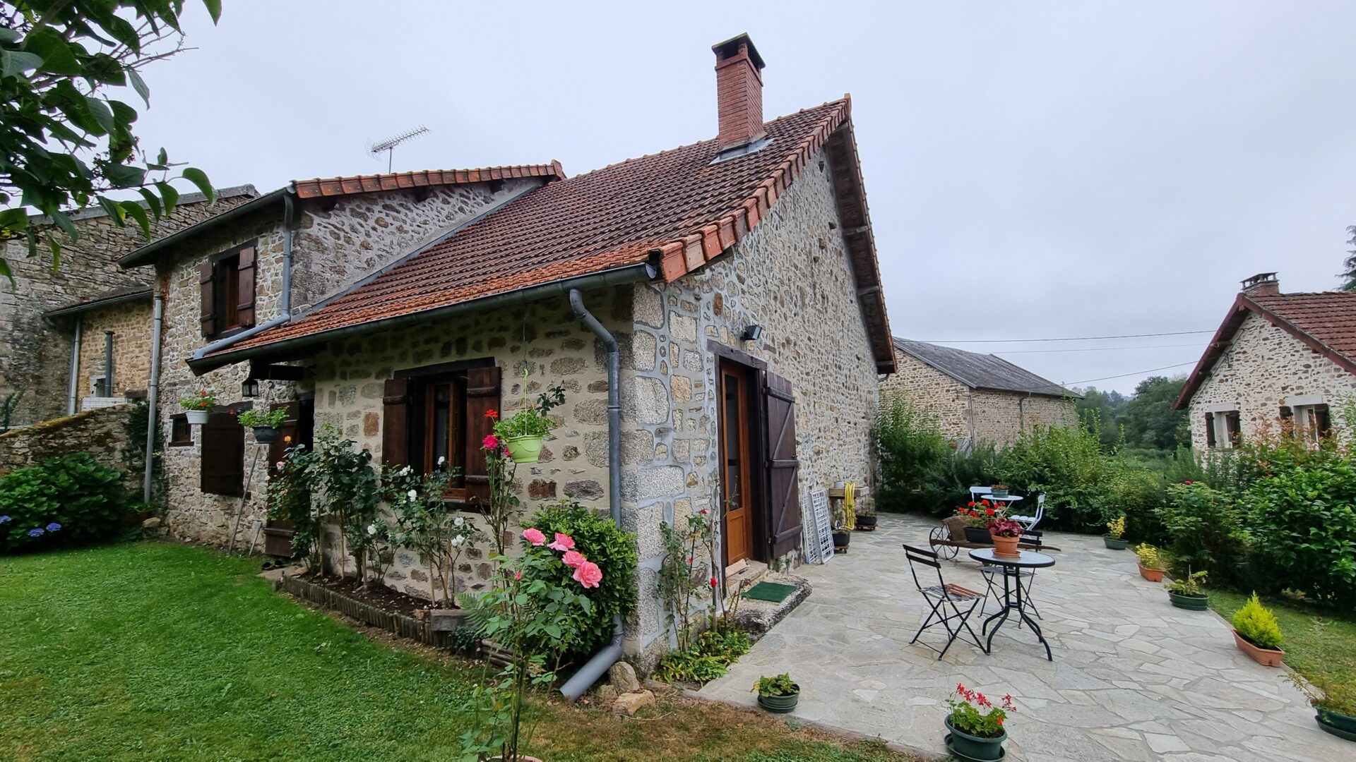 facade arrière sargnat Maison viager occupé